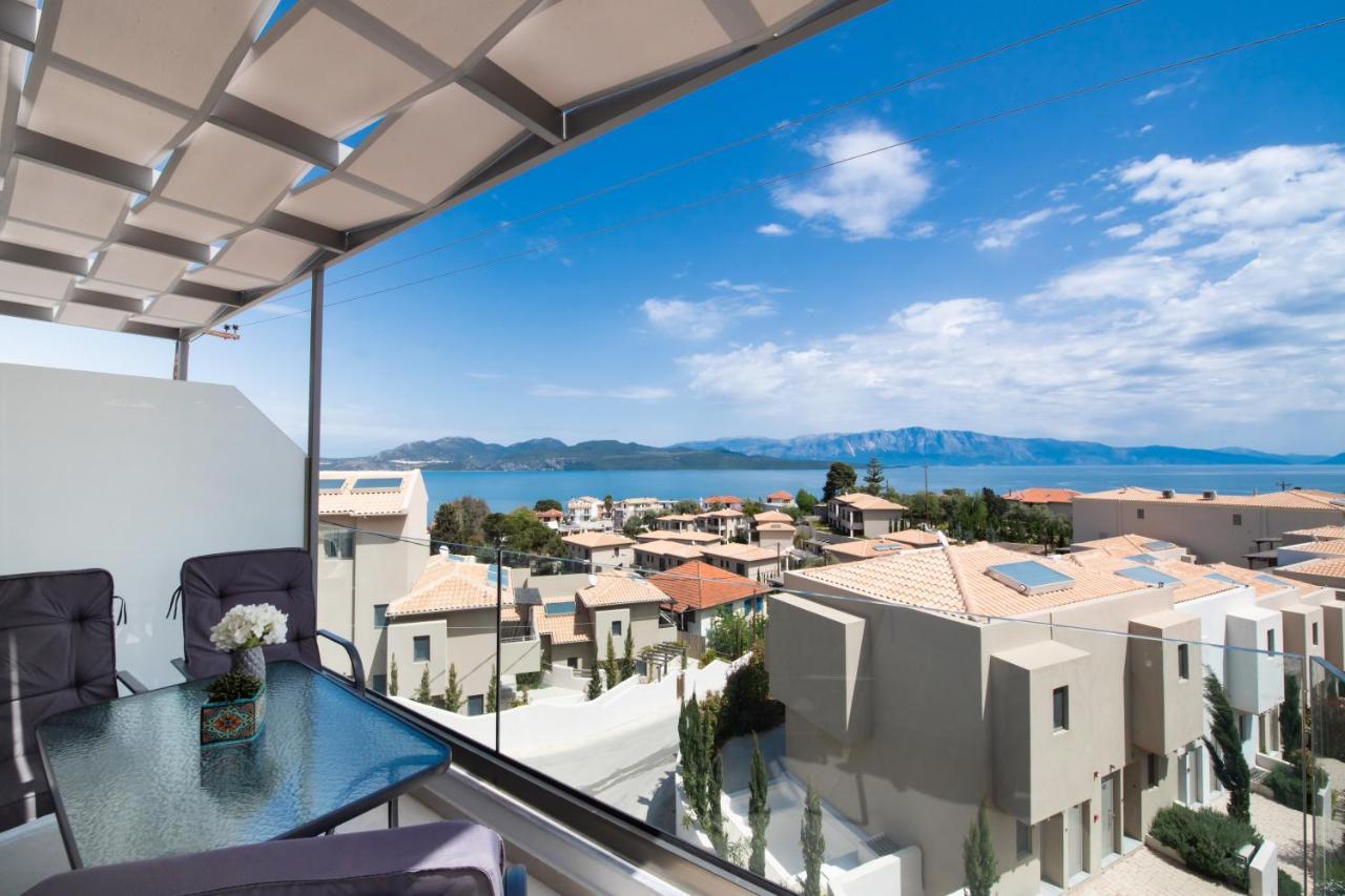 Above Blue Maisonettes Grey Diamond Nikiana Esterno foto