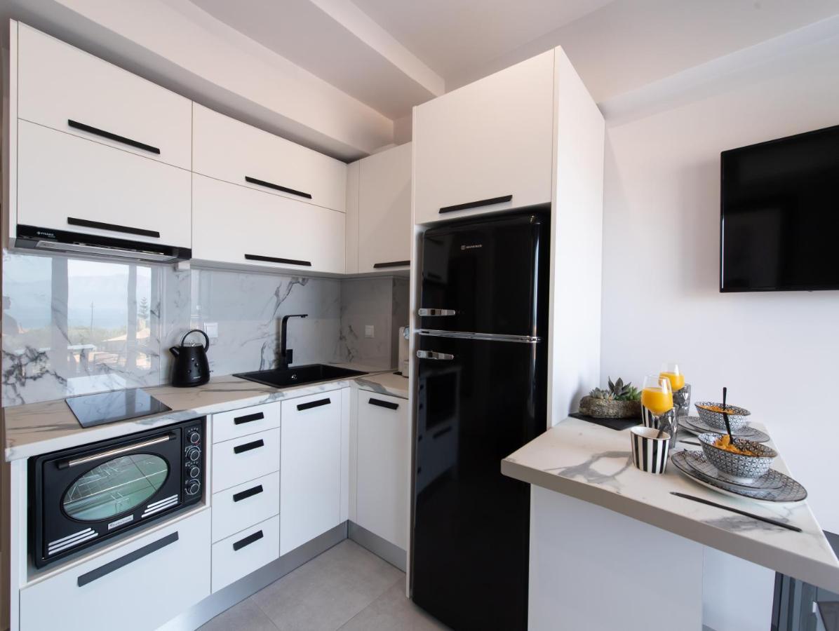 Above Blue Maisonettes Grey Diamond Nikiana Esterno foto