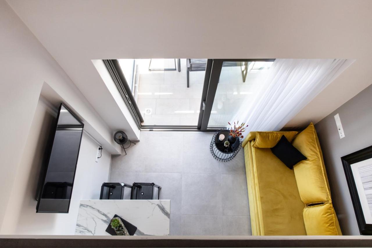 Above Blue Maisonettes Grey Diamond Nikiana Esterno foto