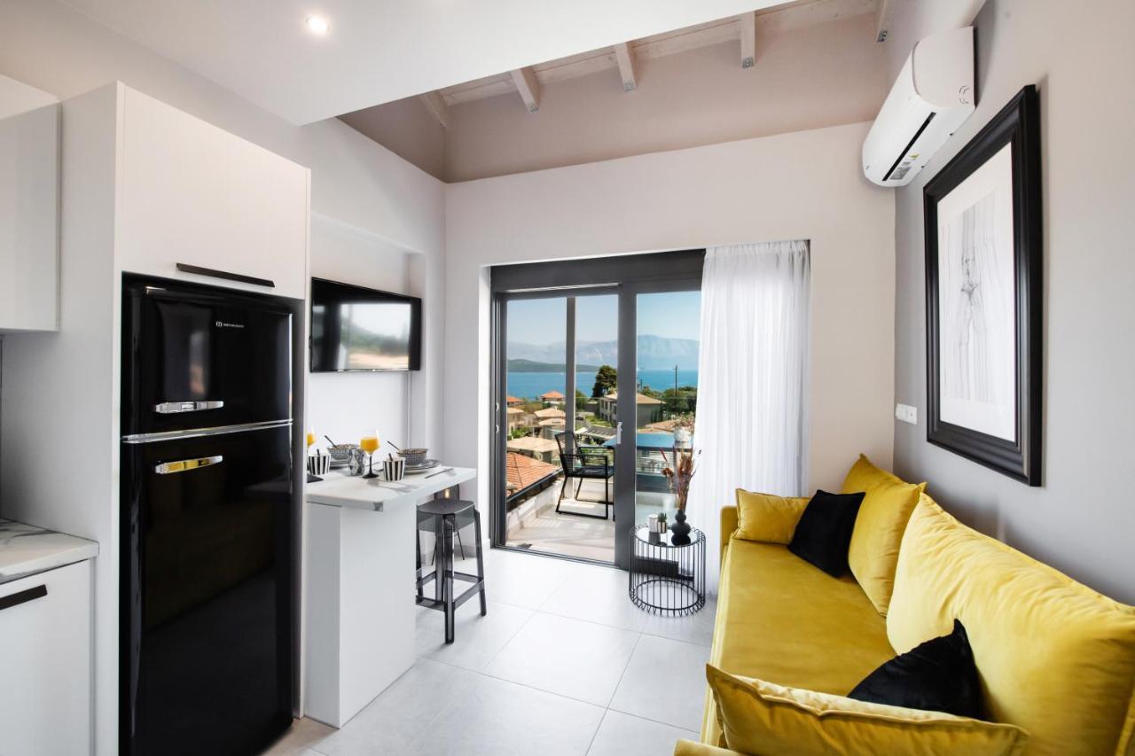 Above Blue Maisonettes Grey Diamond Nikiana Esterno foto